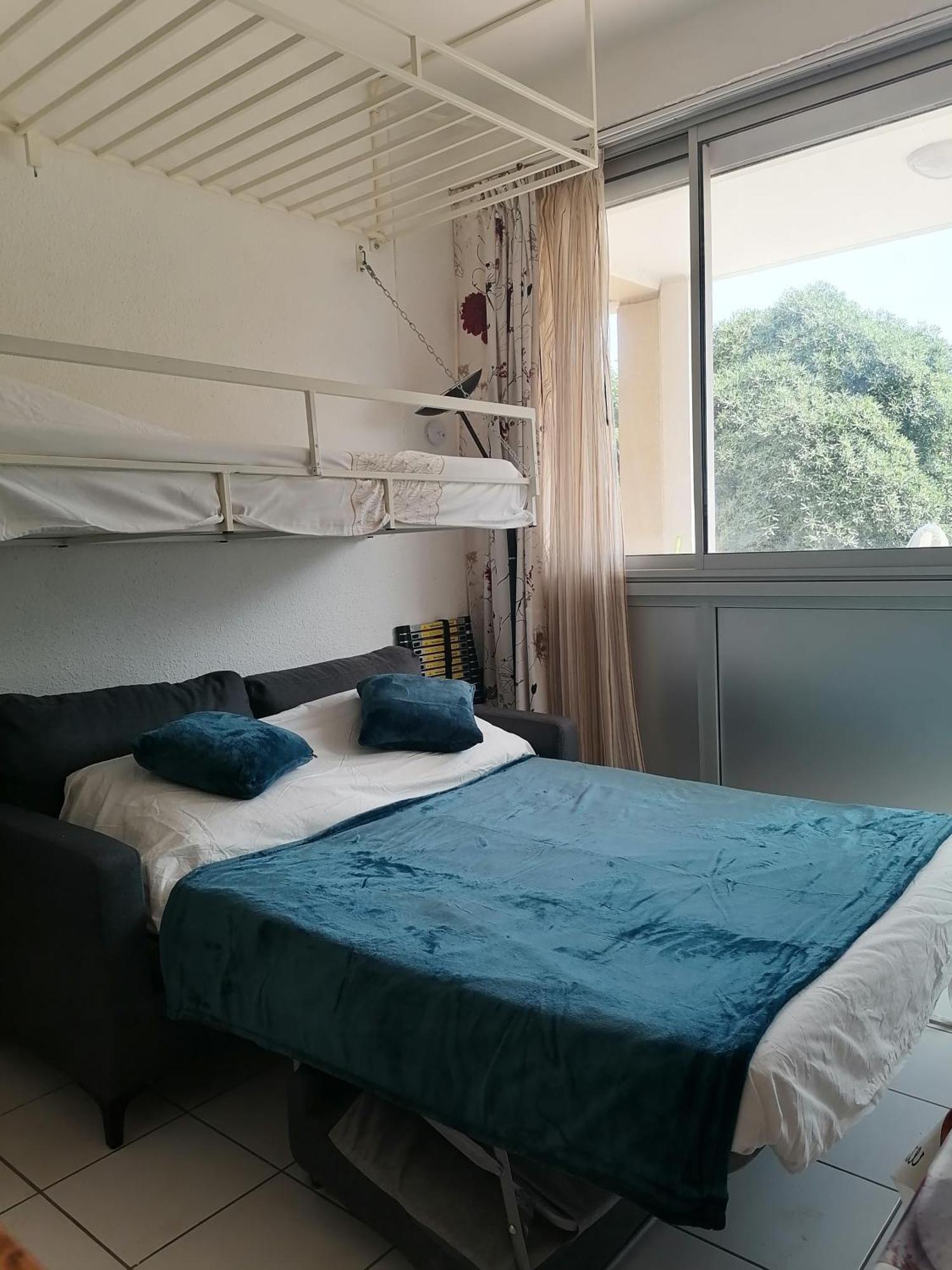Ground Floor Studio With Access To Beach And Pool Le Barcares Room photo
